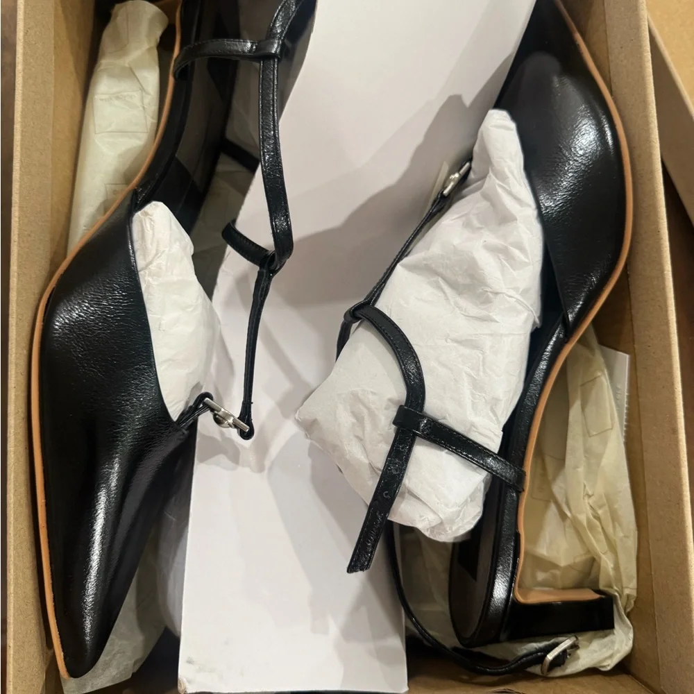 Dolce Vita Black Leather Heels - Picture 1 of 4